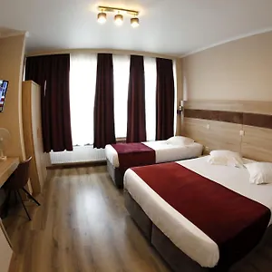 3* Hotell De France